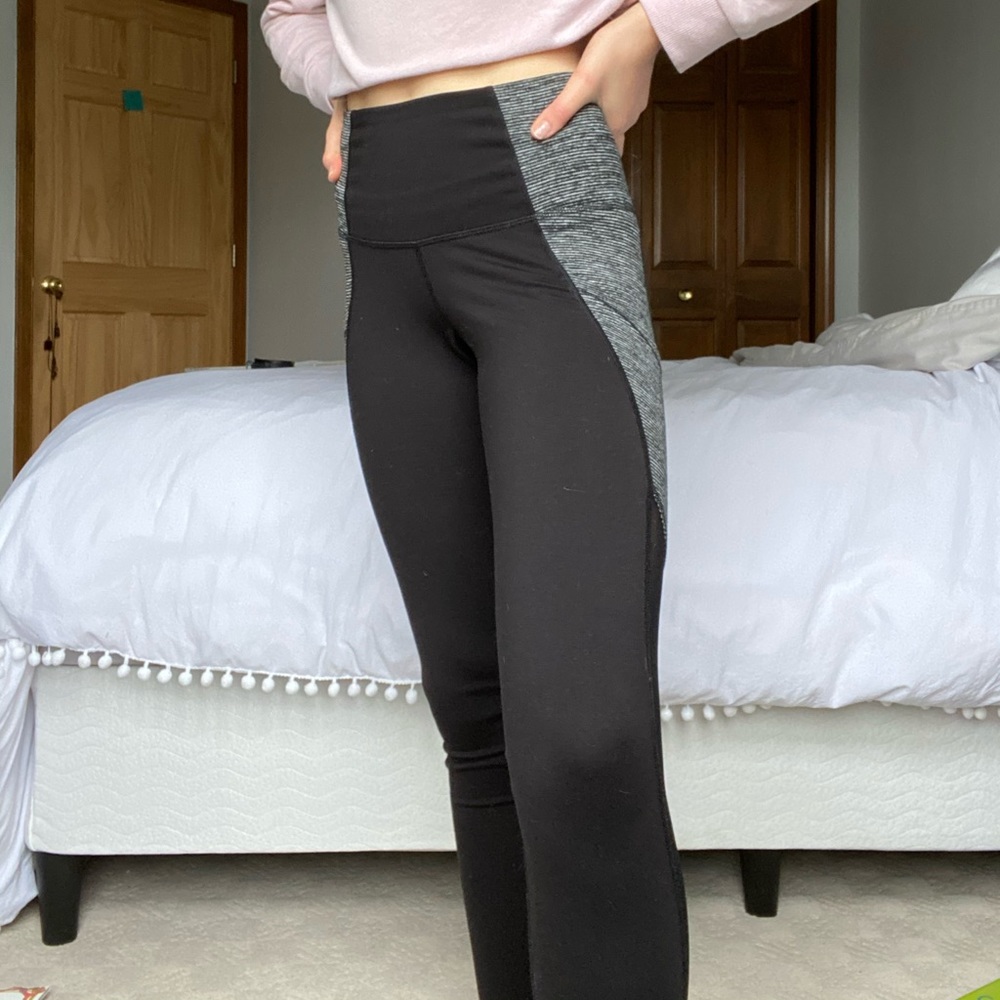 black leggings